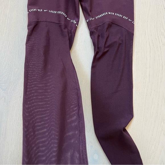 Nike Dri-Fit Just Do It Leggings w/ Mesh Leg - Picture 5 of 7